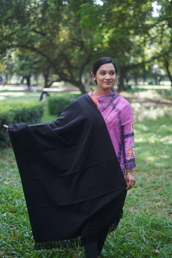 কালো প্রিমিয়াম শাল চাদর